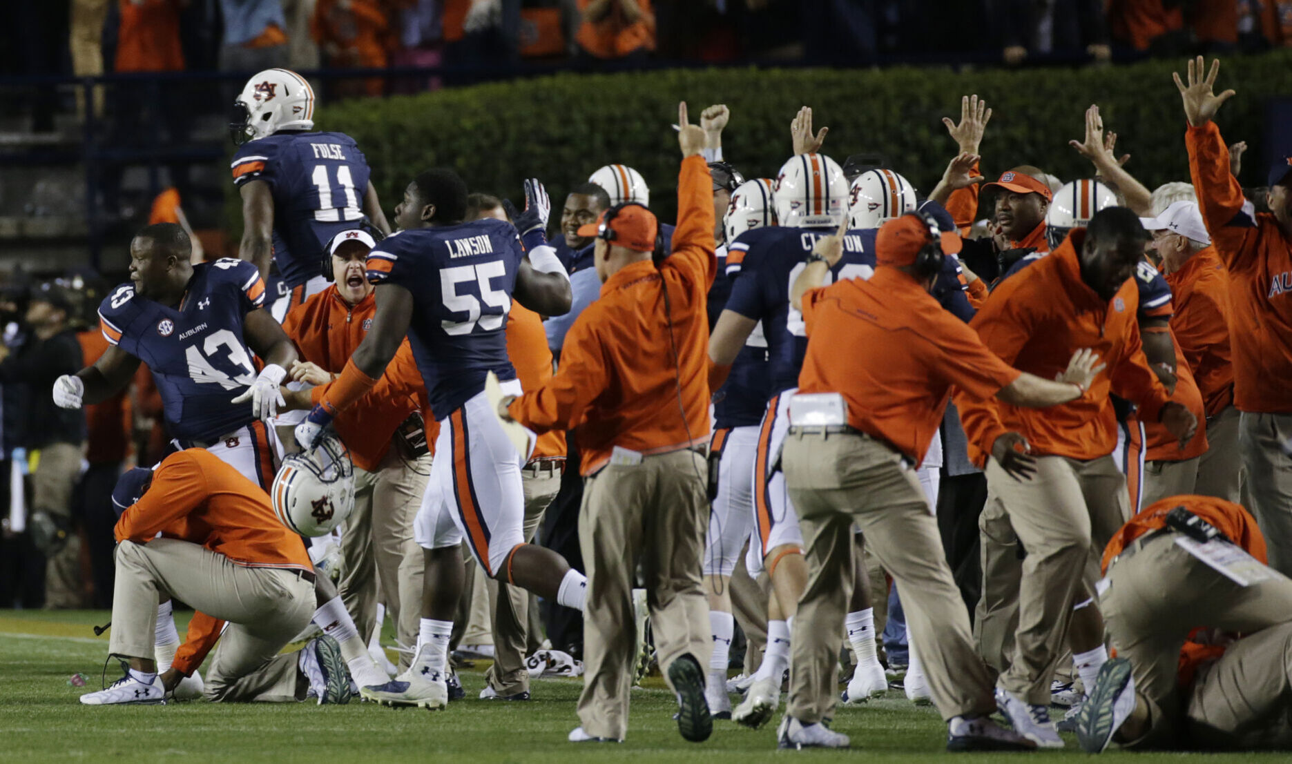 2013: Ricardo Louis scores on a deflected 73-yard pass to lift Auburn over Georgia